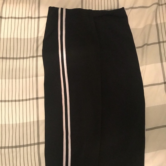 Dynamite midi skirt - Picture 2 of 3